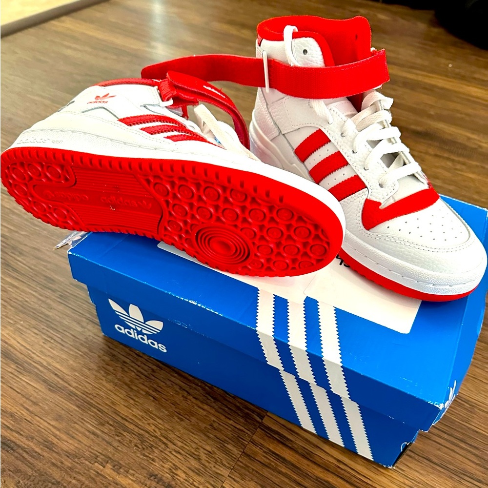 Size 6 Adidas Mid Forum